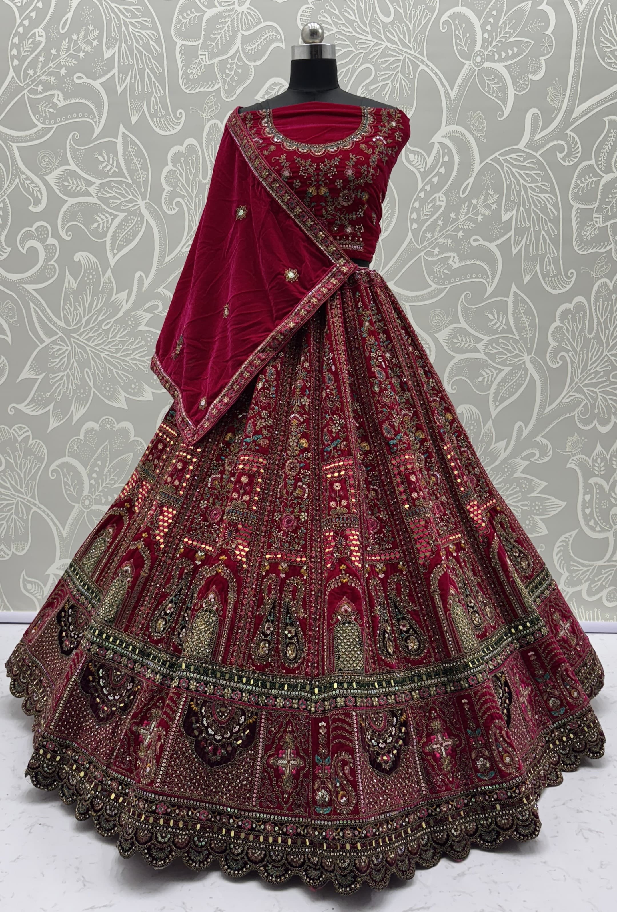 Gracious Heavy Dupatta And Hand Mirror Crafted Bridal Lehenga Choli 